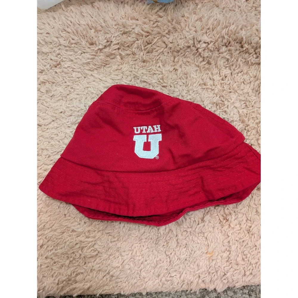 Utah Utes Women's‎ One Size Bucket Hat Red Embroidered Logo